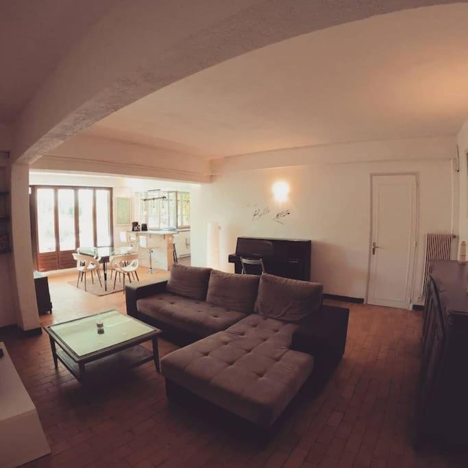 Charmant Rez De Villa Climatise Renove, 90M2 Avec Parking カシ エクステリア 写真