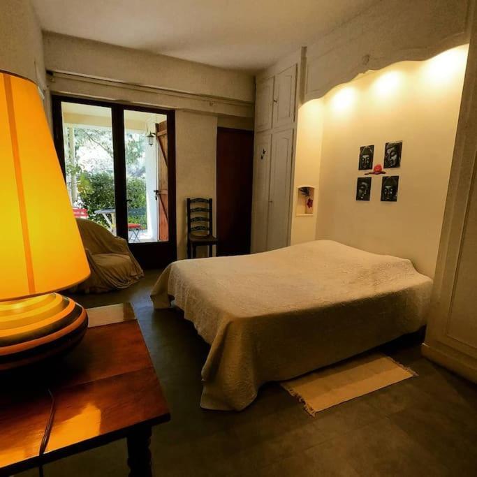 Charmant Rez De Villa Climatise Renove, 90M2 Avec Parking カシ エクステリア 写真